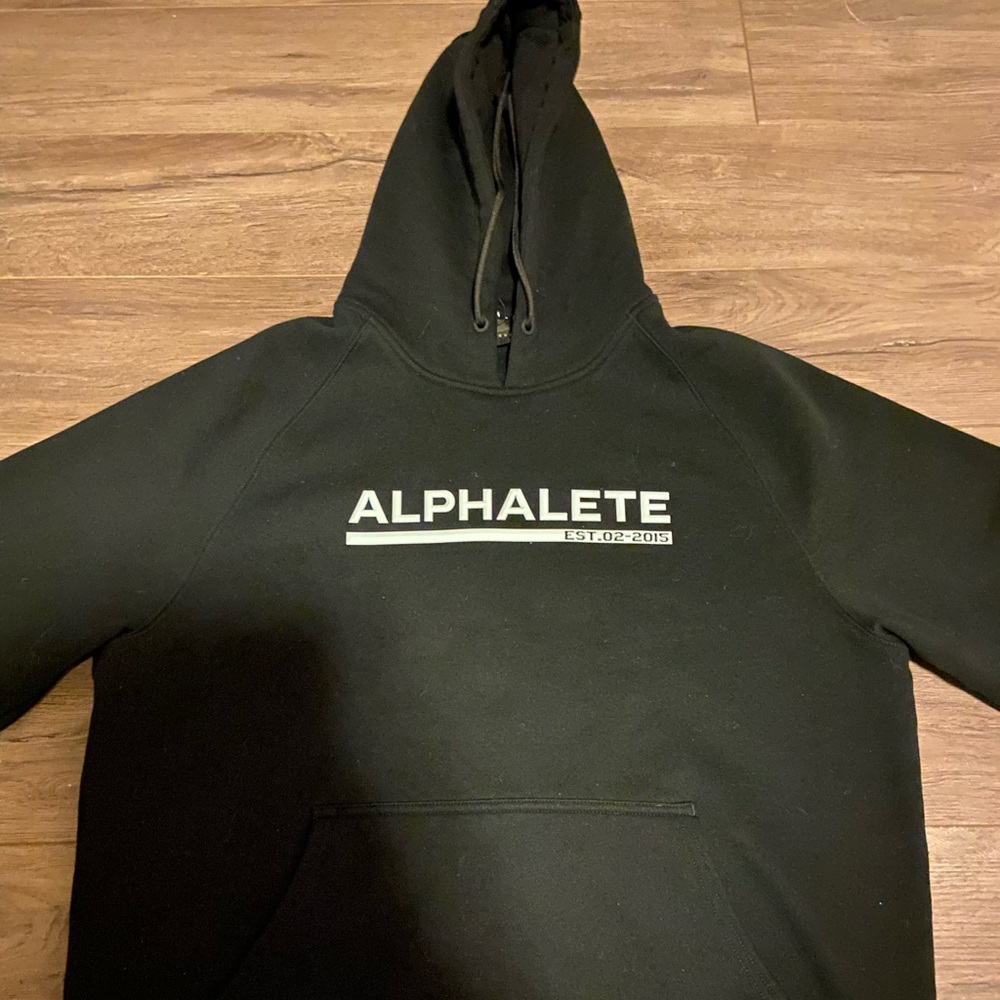 Alphalete men’s hoodie